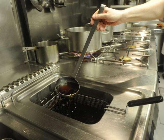 guerra-por-los-aceites-y-grasas-de-cocina-usados