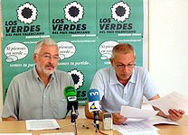 en-torrevieja-se-reclama-la-recogida-y-reciclaje-de-residuos-de-aceites-de-uso-domestico