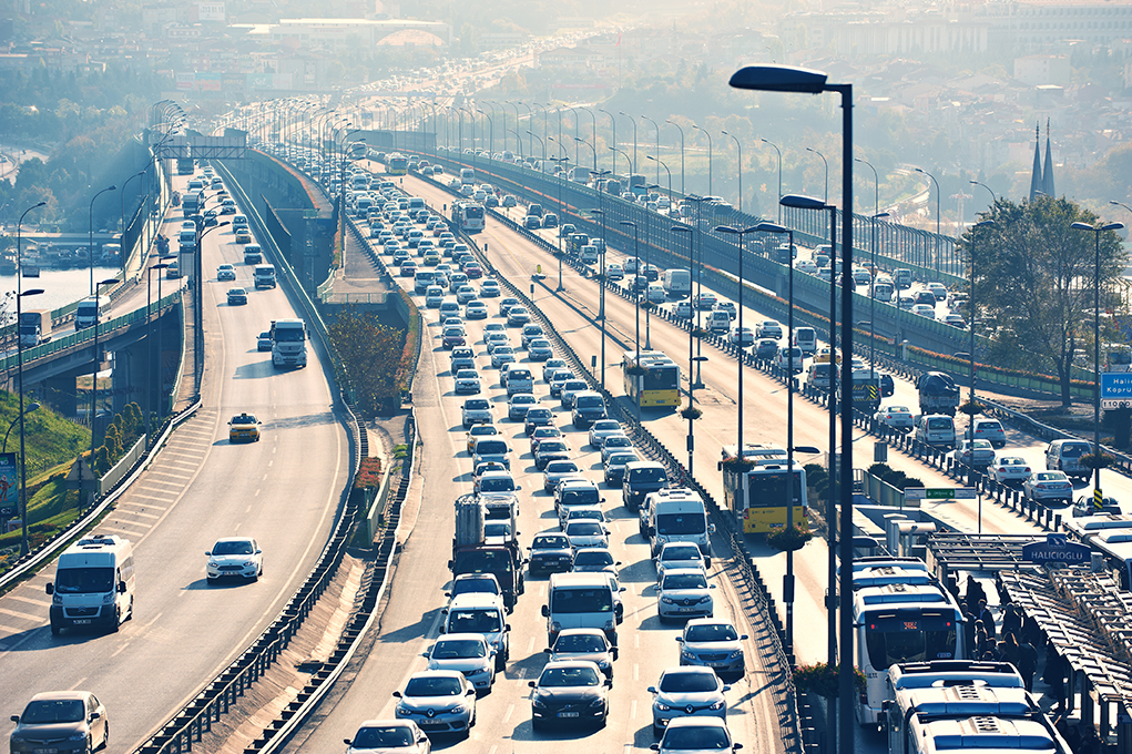 los-combustibles-renovables-reivindican-su-papel-como-una-solucion-inmediata-para-reducir-las-emisiones-del-transporte